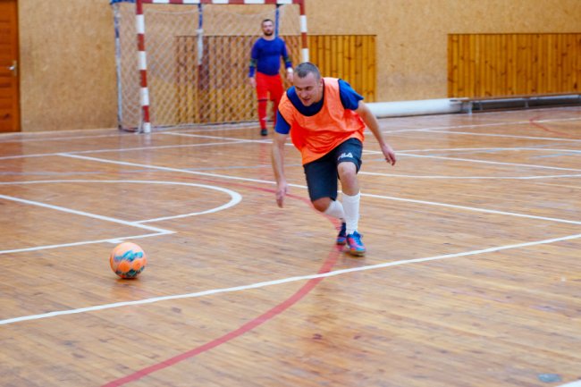 Більше, ніж гра: працівники луцького «Кромберга» змагалися за футбольну першість. ФОТО