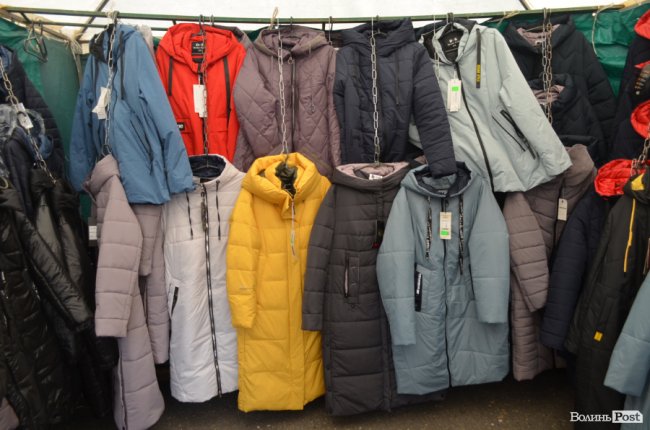 Місце для вигідного шопінгу: у Луцьку відкрився Харківський ярмарок*