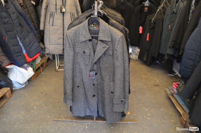 Місце для вигідного шопінгу: у Луцьку відкрився Харківський ярмарок*