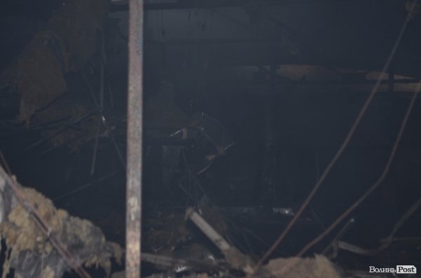 Подробиці пожежі у луцькому більярдному клубі. ФОТО