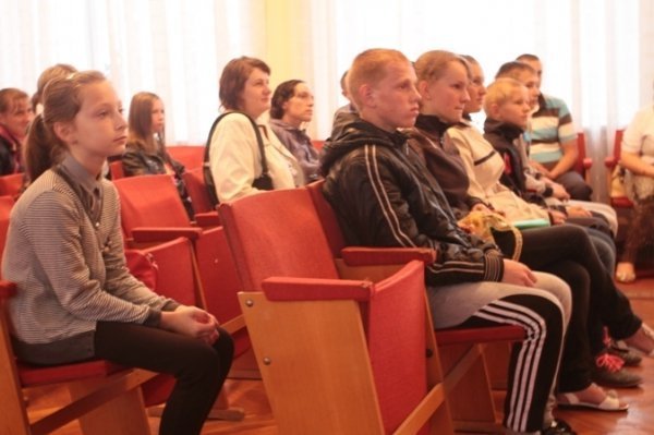 Сергій Мартиняк придбав путівки у літні табори для дітей з Горохівського району. ФОТО*