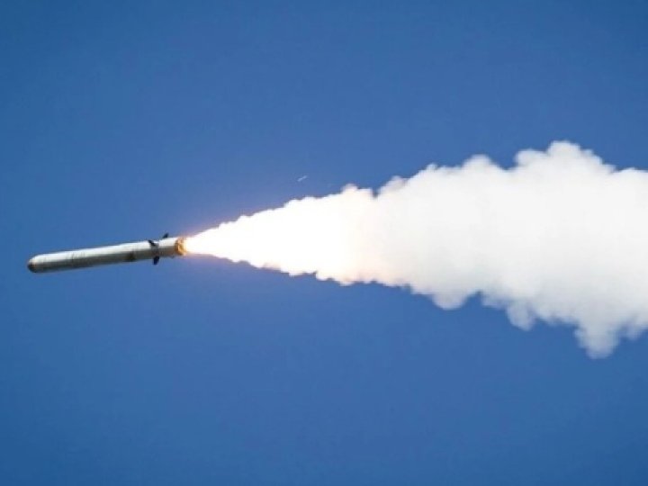 Росіяни вдарили по навчальному закладі на Одещині: під завалами можуть бути люди