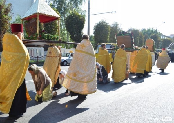 У Луцьку відбувся хресний хід. ФОТО 