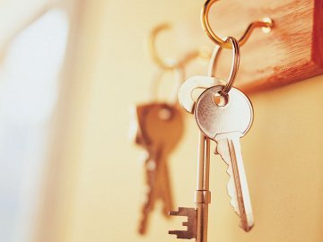 Хлопець-сирота з Ковеля отримав квартиру