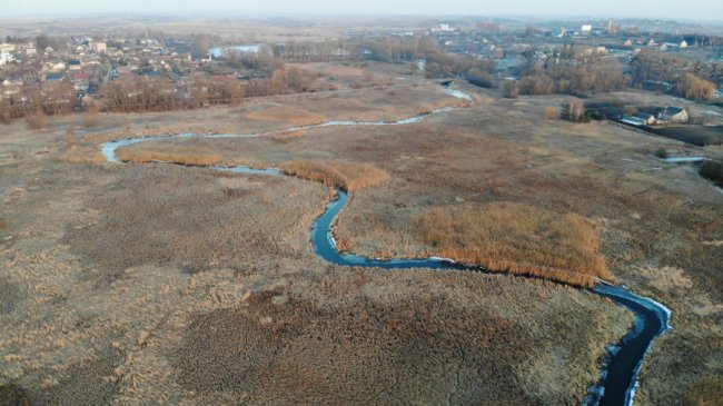 «Якби ви побачили з висоти, яка красива наша земля, ви б не стали її палити», - волинські рятувальники