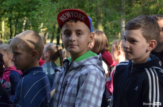 Без призів, але з грамотами: 250 дітей змагалися в луцькому парку. ФОТО