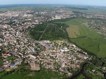 Луцьк із висоти пташиного польоту колись і зараз