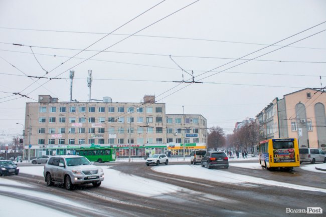 Засніжений Луцьк. ФОТОРЕПОРТАЖ
