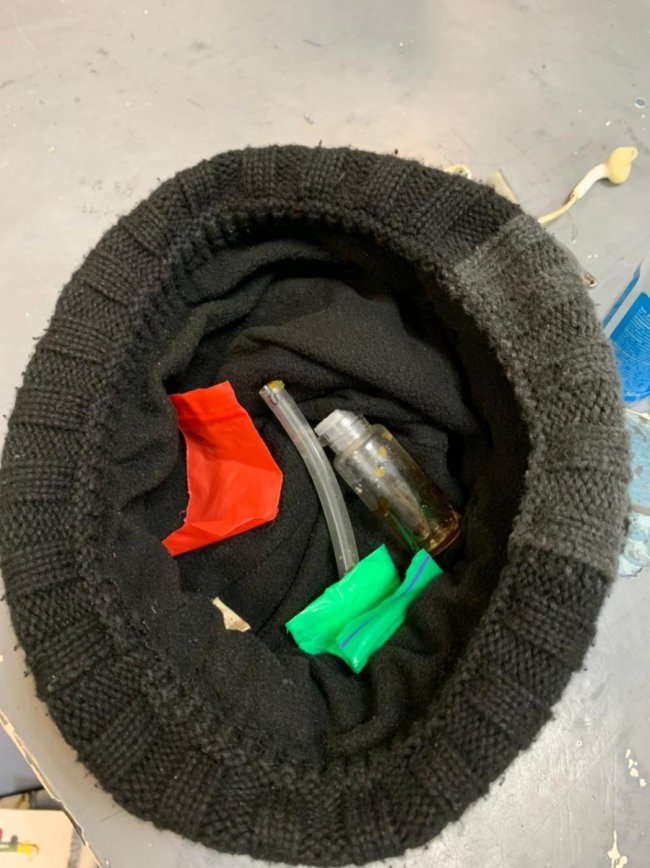 На волинському кордоні пес винюхав наркотики в автомобілі. ФОТО