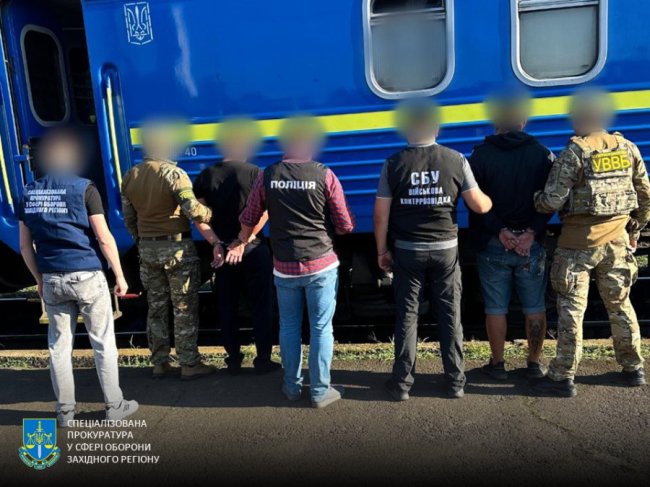 На Волині провідник за 7 тисяч доларів намагався провезти до Польщі військовозобов'язаного чоловіка