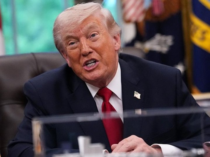 Трамп розповів, про що говорив із путіним по телефону