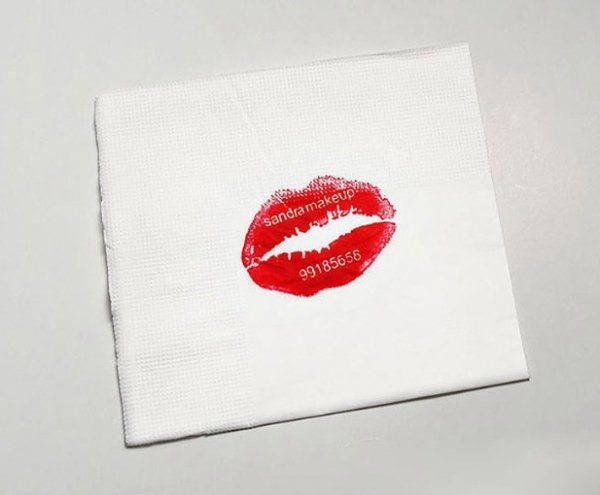 Ви займаєтеся макіяжем? І для вас знайдеться візитка!