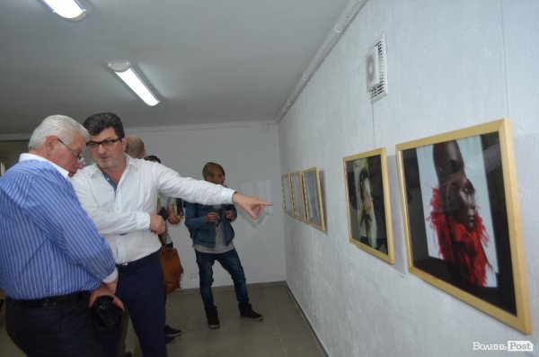 У Луцьку показали «елемент порожнечі».ФОТО