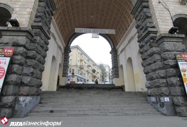 Розбирають «другу лінію» барикад Майдану. ФОТО