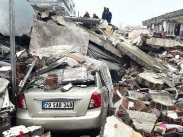 Землетрус у Туреччині та Сирії: кількість загиблих перевищила 11 тисяч осіб