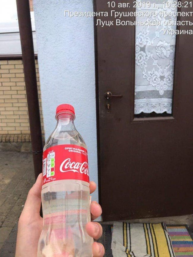У Луцьку викрили дві підпільні точки продажу сурогату. ФОТО
