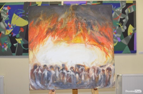 Луцька художниця малює на картинах внутрішній світ. ФОТО 