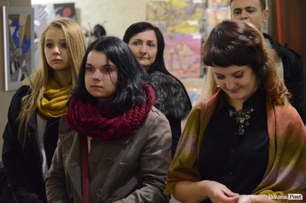 Луцька художниця малює на картинах внутрішній світ. ФОТО 