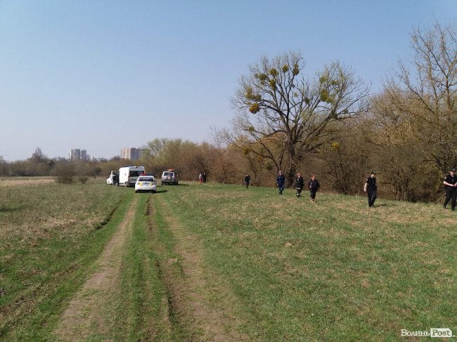 У Луцьку автівка впала в Стир, є загиблий. ФОТО