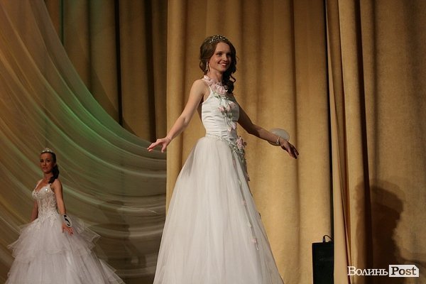 У Луцьку вибрали «Міс СНУ-2013». ФОТО