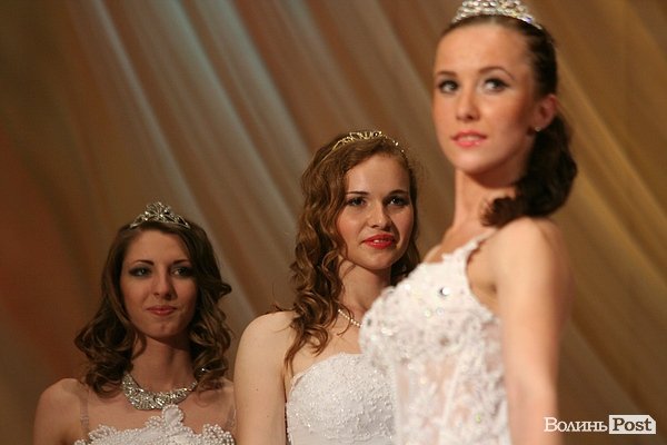 У Луцьку вибрали «Міс СНУ-2013». ФОТО