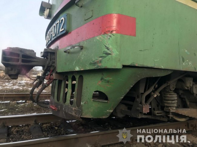На Волині  автівка зіткнулась із потягом: є постраждалі. ФОТО