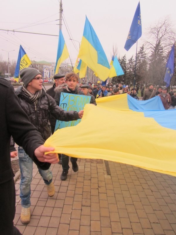 Марш Євромайданівців у Донецьку. ФОТО. ВІДЕО