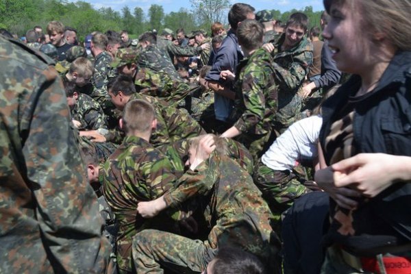 На Волині 350 молодих людей «воювали» в лісах. ФОТО. ВІДЕО