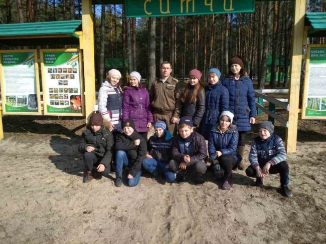 Сміття вивозили тракторами і підводами: як на Волині прибирали ліси. ФОТО