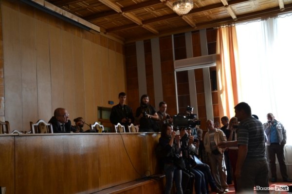 У Луцьку здійснили яєчний «замах» на губернатора. ФОТО. ВІДЕО. ОНОВЛЕНО