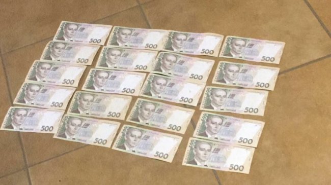 Лучанина зловили на хабарі поліцейському. ФОТО
