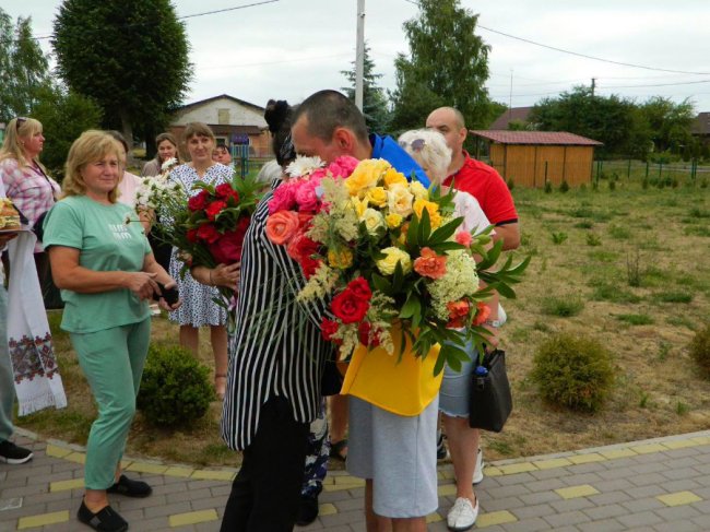 У громаді на Волині зустріли воїна, який майже три роки був у російському полоні. ФОТО
