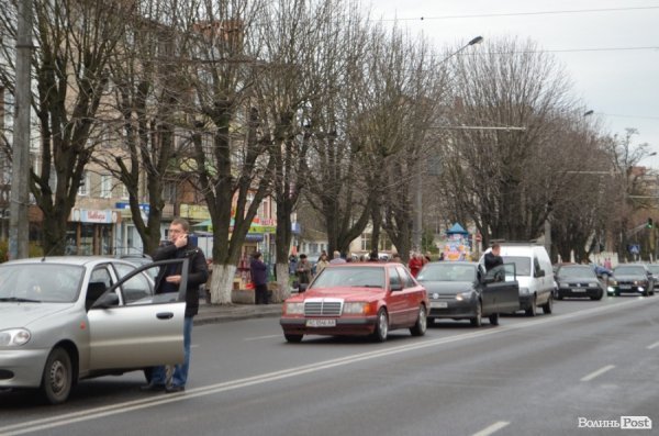 Бунт у Луцьку: як перекривали дорогу. ФОТО. ВІДЕО