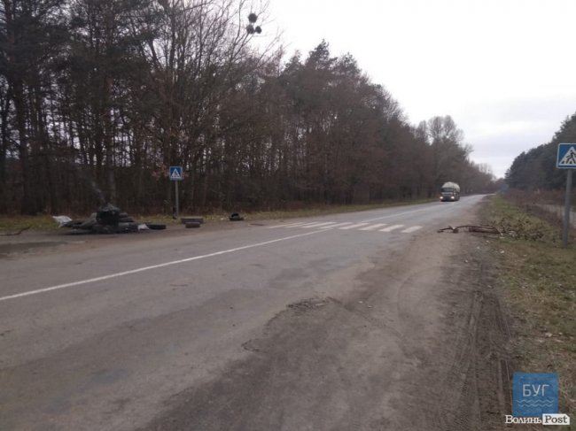 У Володимирі після протестів «євробляхарів»  – купи сміття. ФОТО