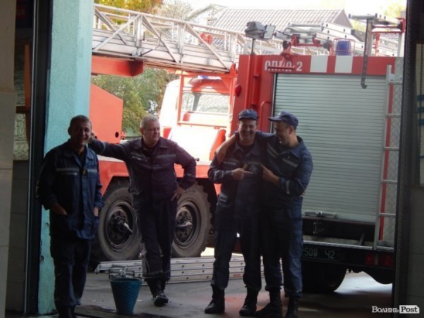 Робота луцьких пожежників очима журналіста. ФОТО. ВІДЕО.