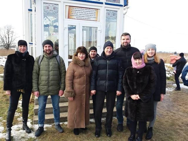 Голова Волинської ОДА скупався в ополонці під Луцьком