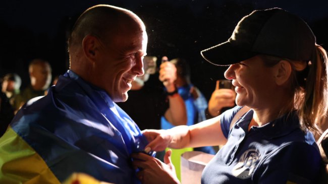 З російського полону повернулися тяжкопоранені та важкохворі воїни