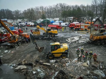 У Дніпрі завершили пошуково-рятувальні роботи: 44 людини загинули
