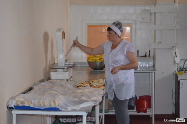 Перше, друге та компот: як у Луцьку харчуються особливі діти