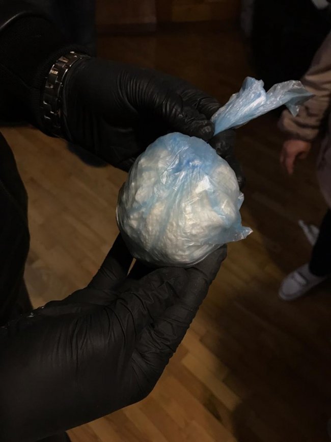 Волинські правоохоронці викрили підпільну нарколабораторію 