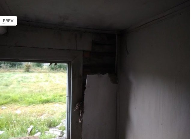 На Волині кульова блискавка пошкодила будинок одинокого дідуся