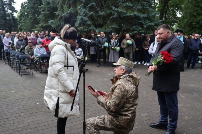 У місті на Волині вручили ордени «За мужність»