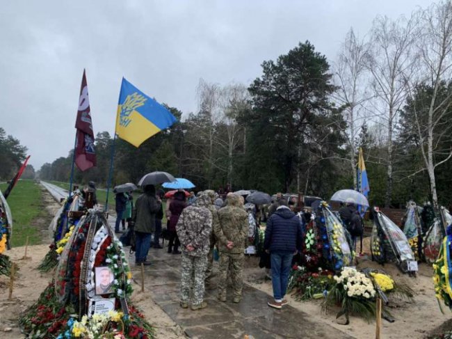У Києві поховали загиблого Героя з Волині Сергія Подкопаєва