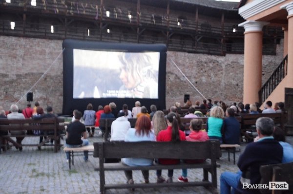 Кіно під відкритим небом. Ексклюзивне інтерв'ю з організатором Наталею Красильніковою. ФОТО