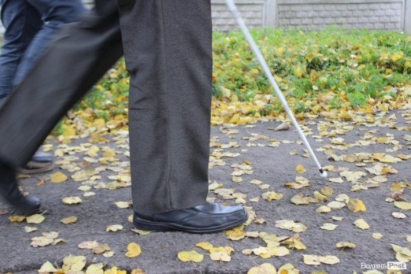 У Луцьку «на ділі» показали, як живеться незрячим. ФОТО