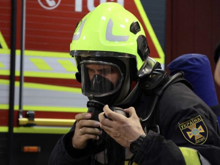 Більше 20 влучань по одному об'єкту: відомі деталі наймасованішої атаки на Дрогобич