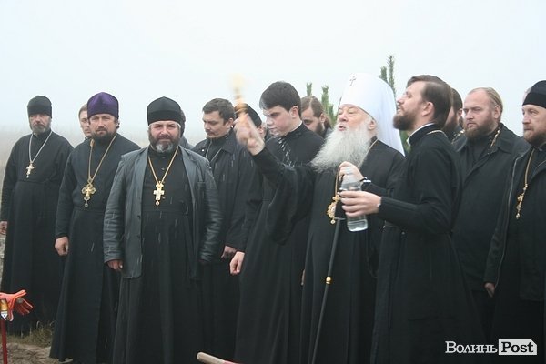 На Волині священики висадили понад 1025 сосен. ФОТО