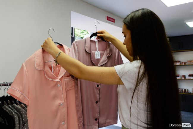 «Світ краси»: у Луцьку відкрили магазин якісної косметики та вишуканих аксесуарів*