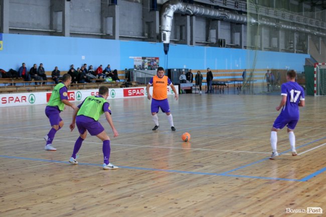 Збірна «Кромберга» готується перемагати на Чемпіонаті Волині з футзалу*