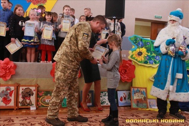 У Луцьку діти воїнів дивували своїми талантами. ФОТО